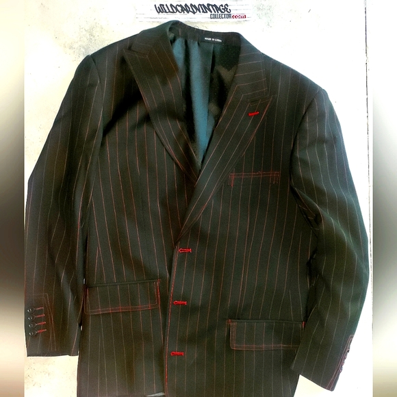 Men’s black with Red pinstripe Zoot Suit Size 42R - Picture 1 of 12
